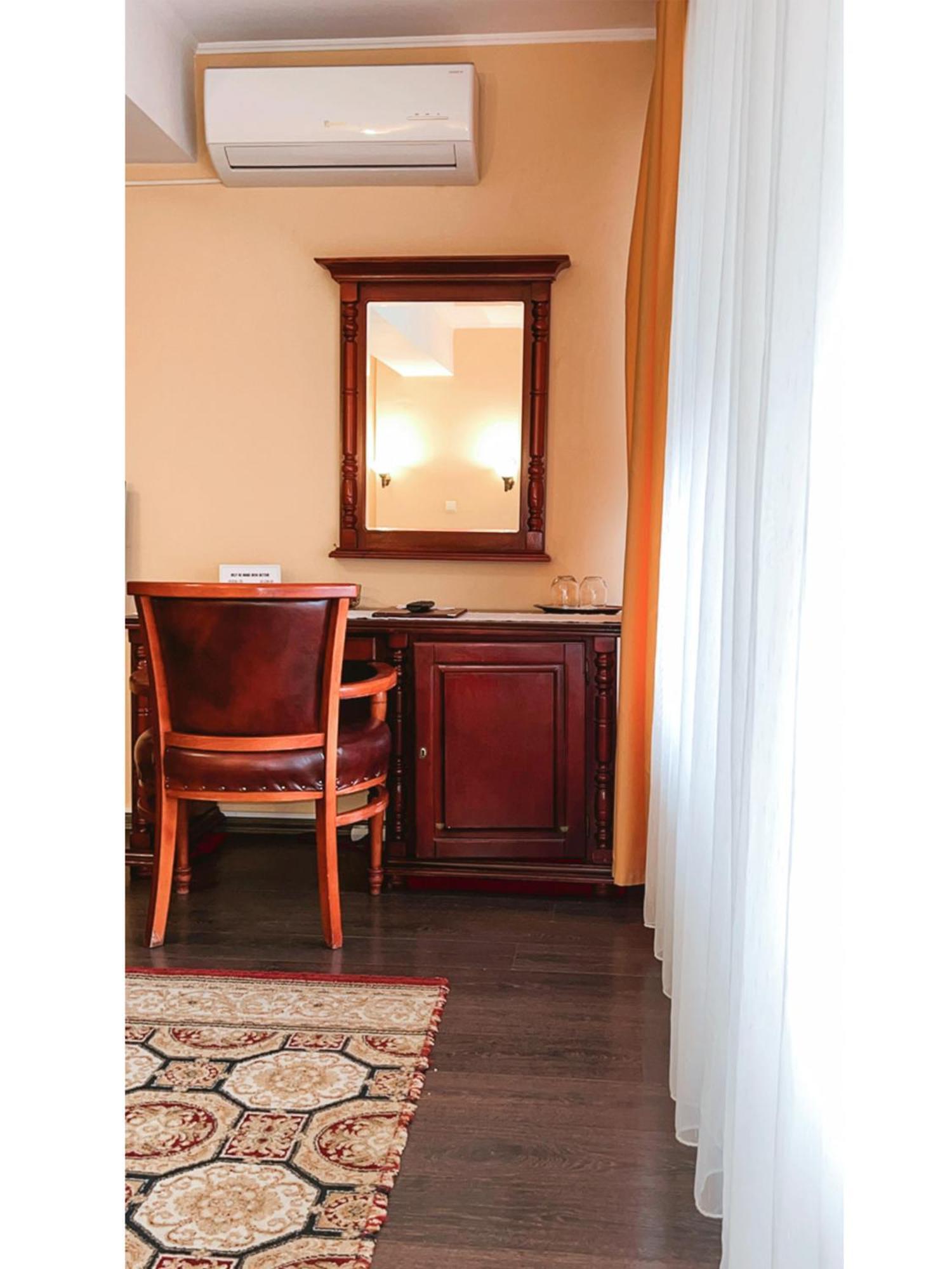 Vila Roma Deva Exteriör bild